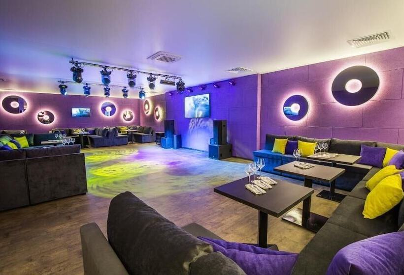 Russian Seasons Park Hotel Peresvet