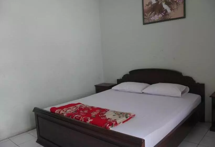 ホテル Garuda Syariah Near Alun Alun Banjarnegara