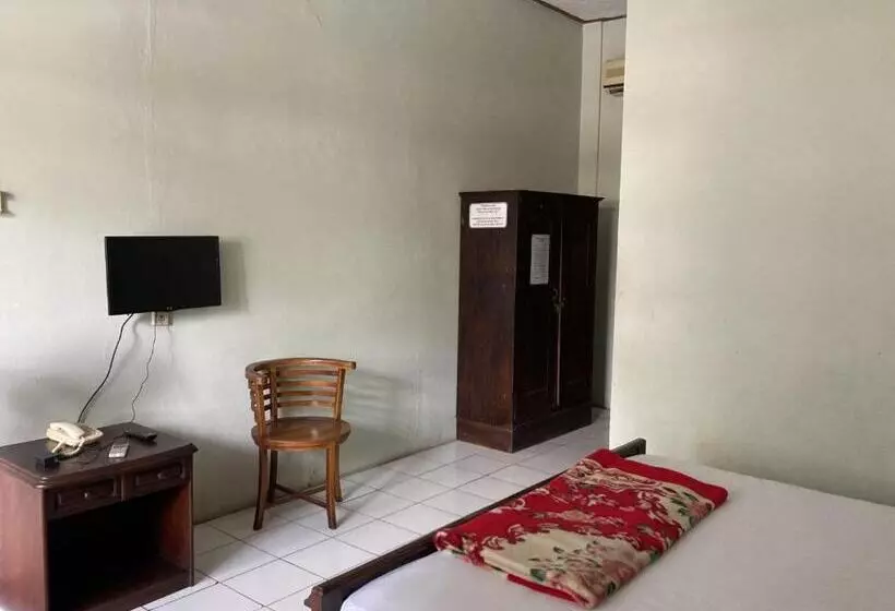 ホテル Garuda Syariah Near Alun Alun Banjarnegara