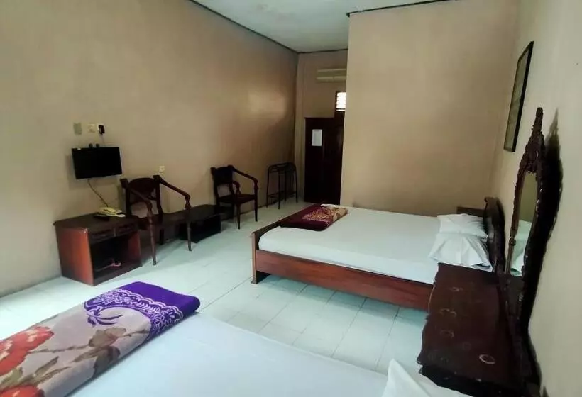 ホテル Garuda Syariah Near Alun Alun Banjarnegara