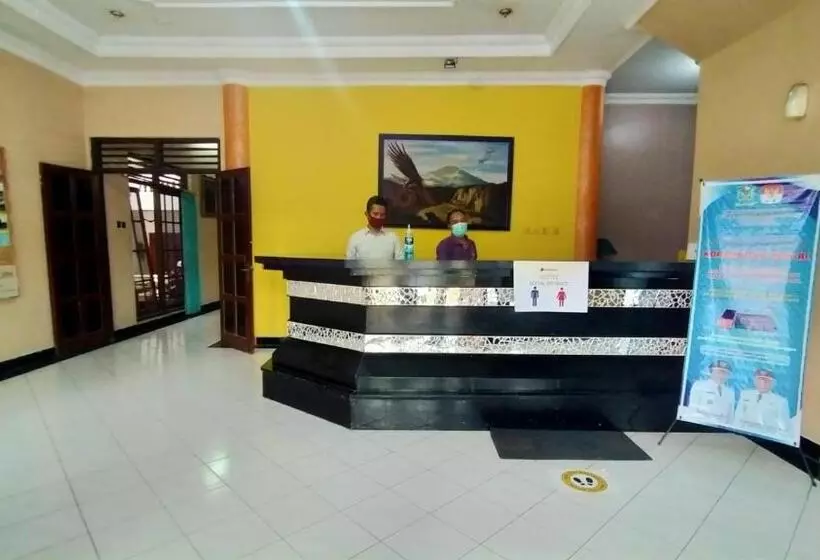 ホテル Garuda Syariah Near Alun Alun Banjarnegara