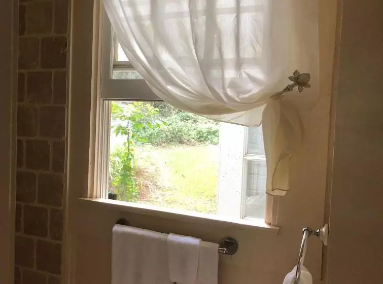 ホテル Hawi Guest House