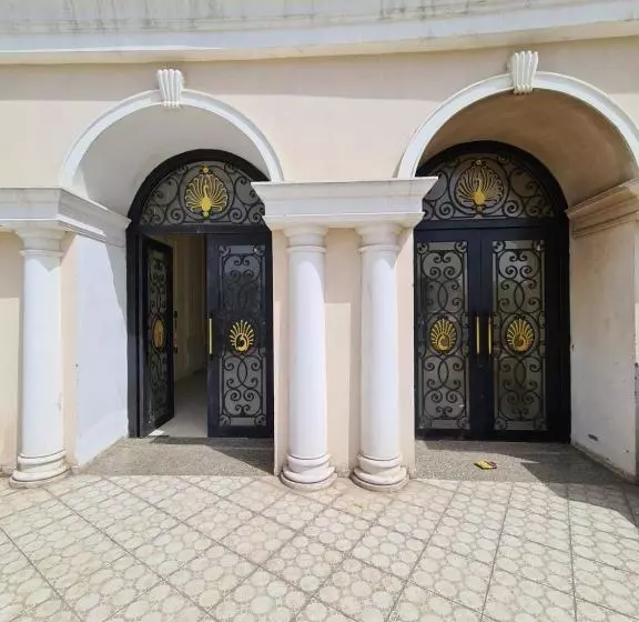 Hotelli Lord Krishna Palace