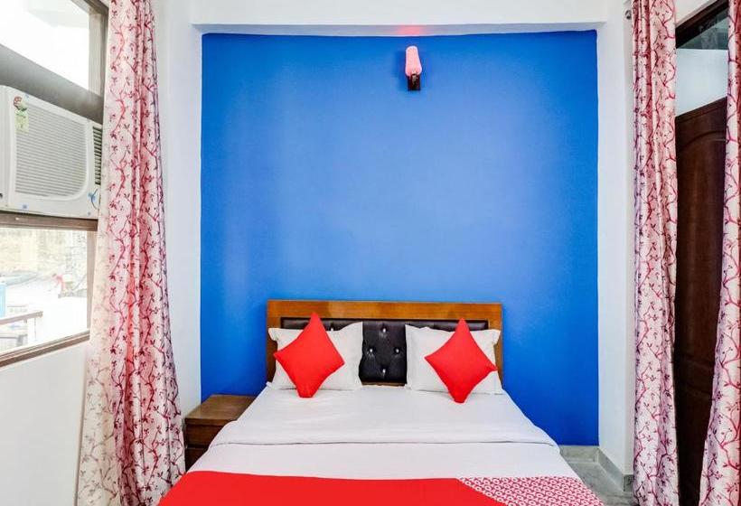 Hotel Oyo 79123 Smart Palace