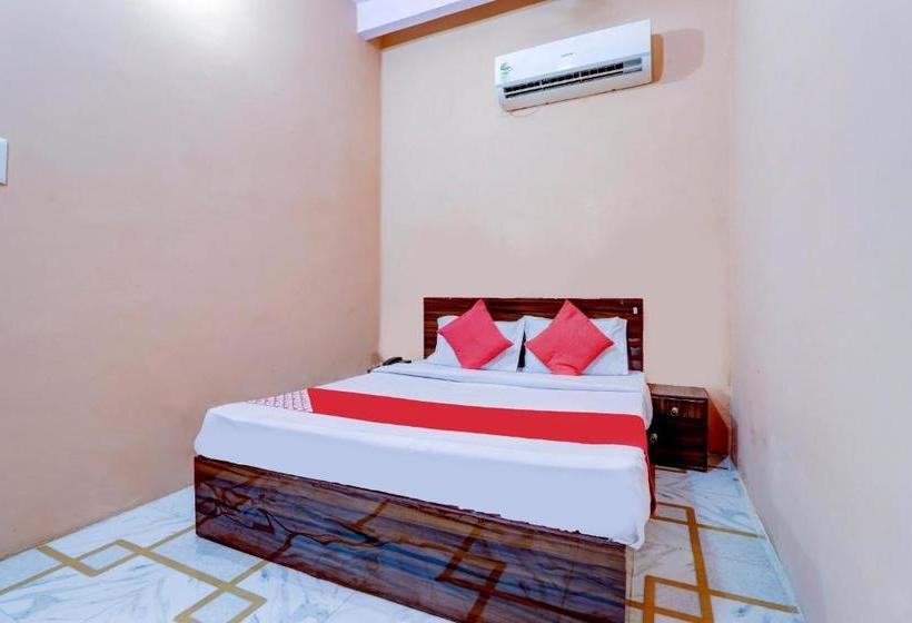 Hotel Oyo 79682 Diamond