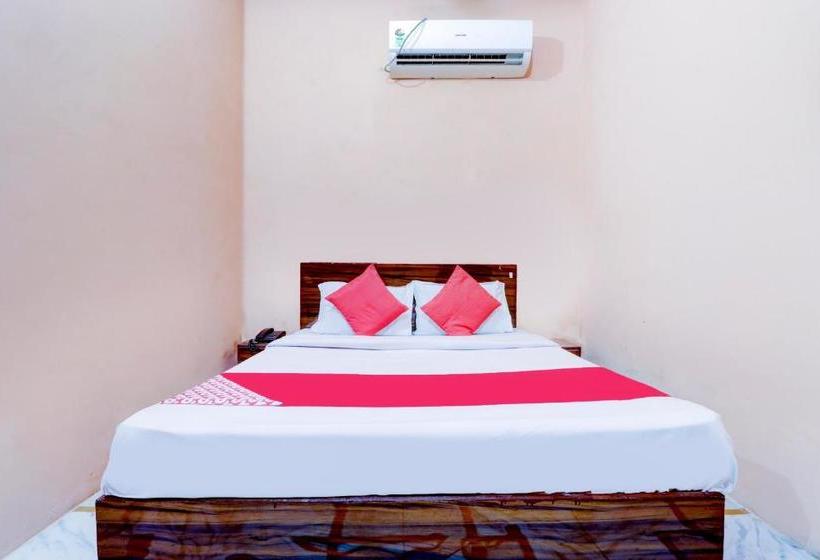 Hotel Oyo 79682 Diamond