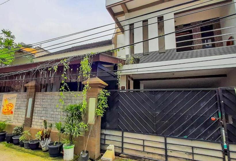 Hotel Oyo 90375 P10 Syariah