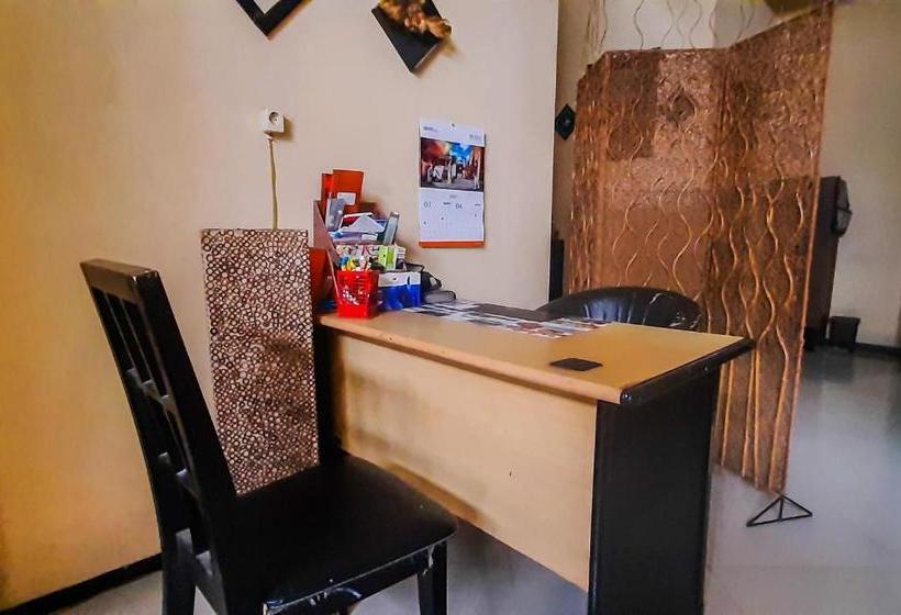 Hotel Oyo 90375 P10 Syariah