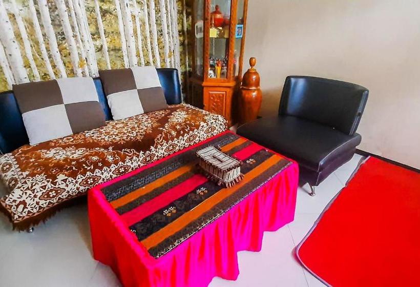 Hotel Oyo 90375 P10 Syariah