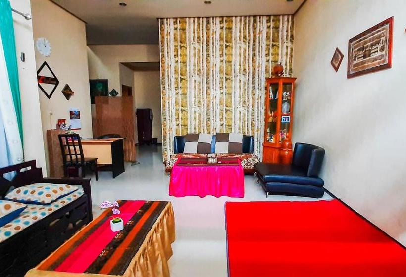 Hotel Oyo 90375 P10 Syariah