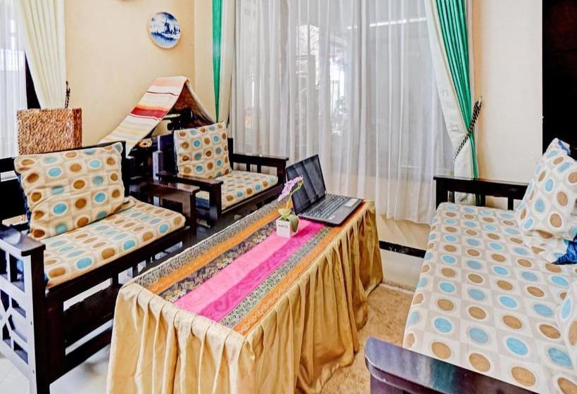 Hotel Oyo 90375 P10 Syariah