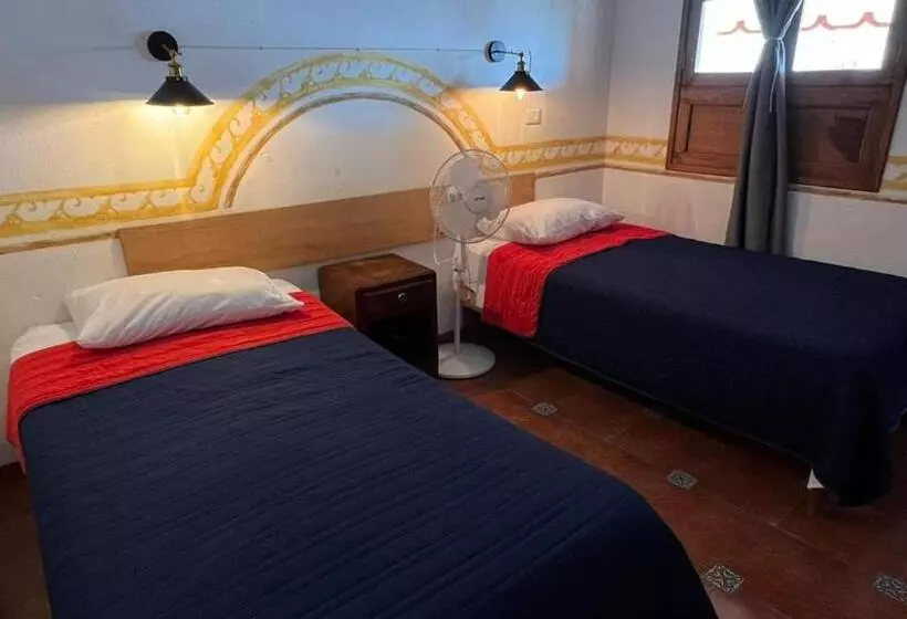 Hotelli Posada Los Naranjos