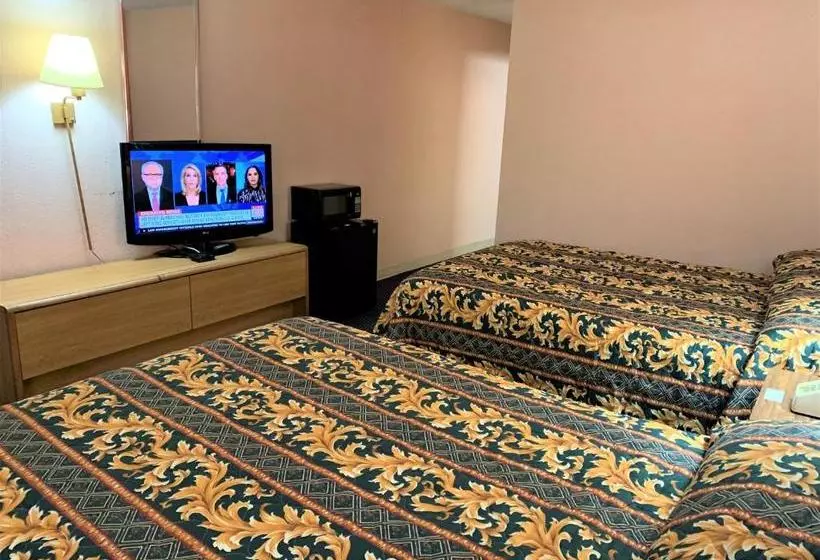 ホテル Red Carpet Inn & Suites