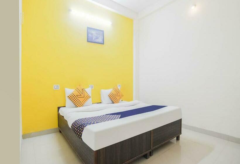 בית מלון כפרי Spot On 79956  Gaytri