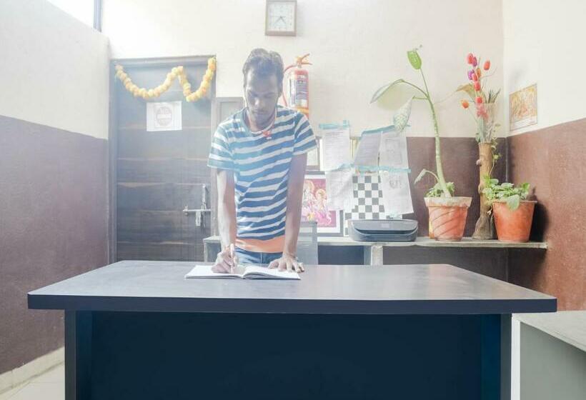 בית מלון כפרי Spot On 79956  Gaytri