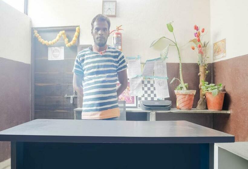 בית מלון כפרי Spot On 79956  Gaytri