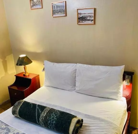ペンション Hostal Casa Franciscana
