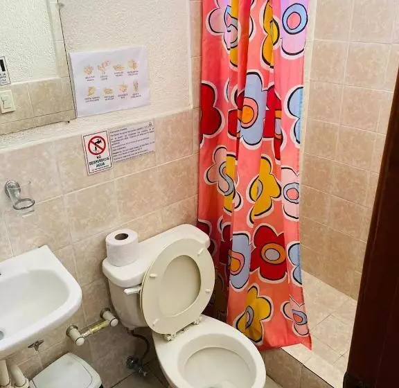ペンション Hostal Casa Franciscana