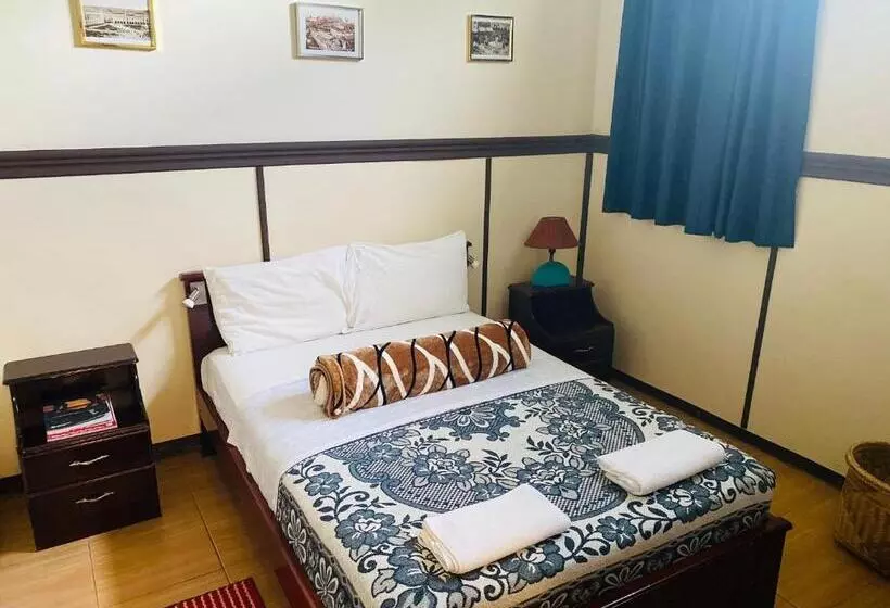 ペンション Hostal Casa Franciscana
