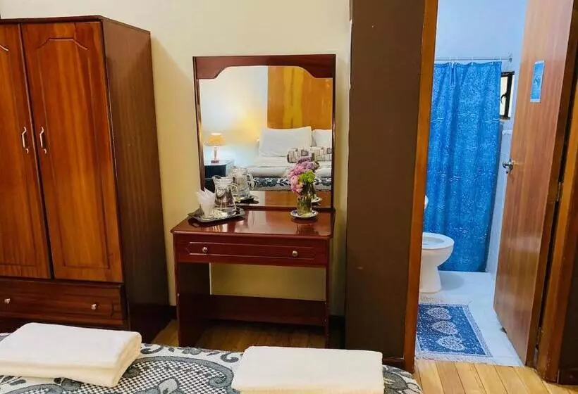 ペンション Hostal Casa Franciscana
