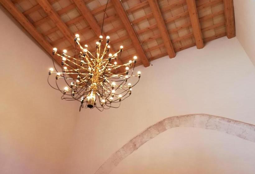 פנסיון Regina Bianca   Camere, Suite & Spa   Sciacca