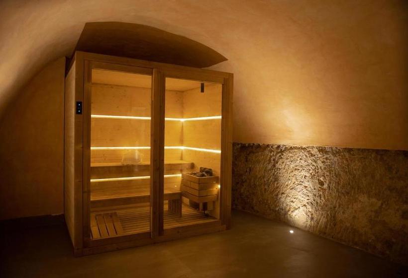 פנסיון Regina Bianca   Camere, Suite & Spa   Sciacca