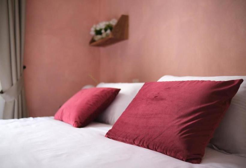 פנסיון Regina Bianca   Camere, Suite & Spa   Sciacca