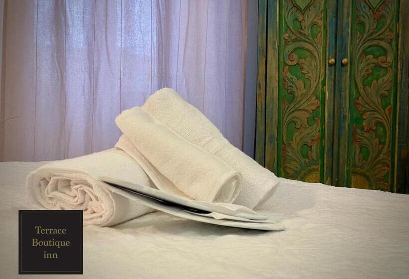 پانسیون Terrace Boutique Inn