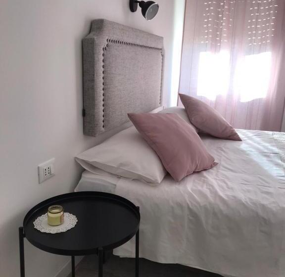 پانسیون Terrace Boutique Inn