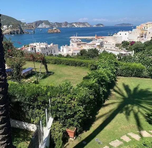 Bed and Breakfast Agenzia Isotur Villa Olimpia