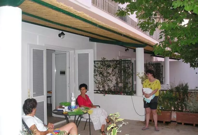 Bed and Breakfast Agenzia Isotur Villa Olimpia