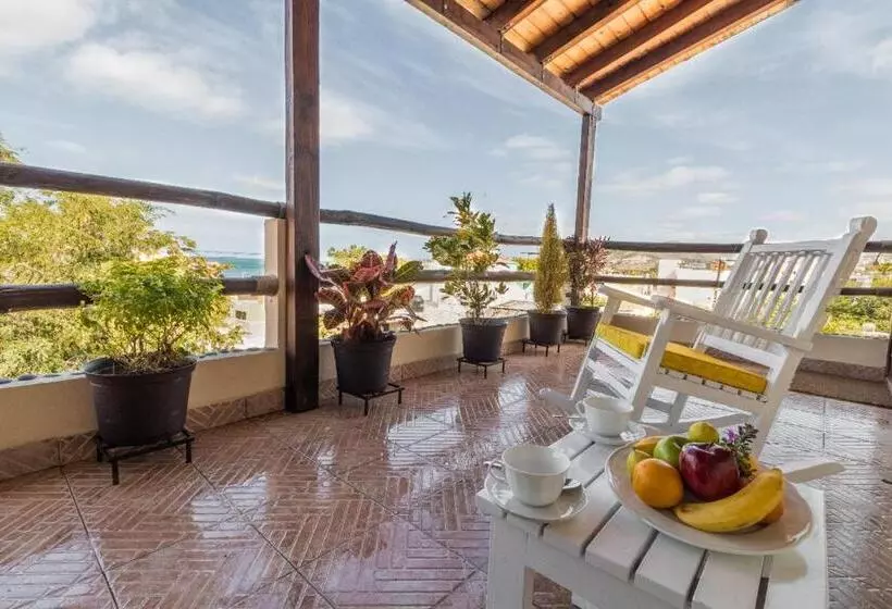 تختخواب و صبحانه Residence Las Flores