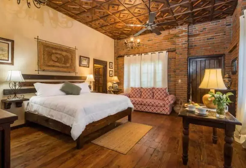 تختخواب و صبحانه Residence Las Flores