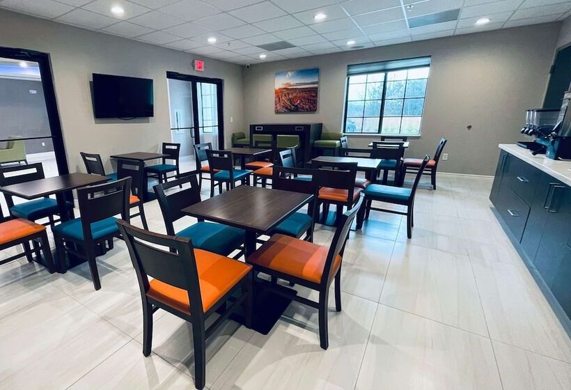 ホテル Days Inn & Suites By Wyndham Greater Tomball