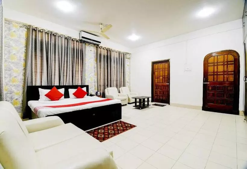Super Hotel O The Dove Villa
