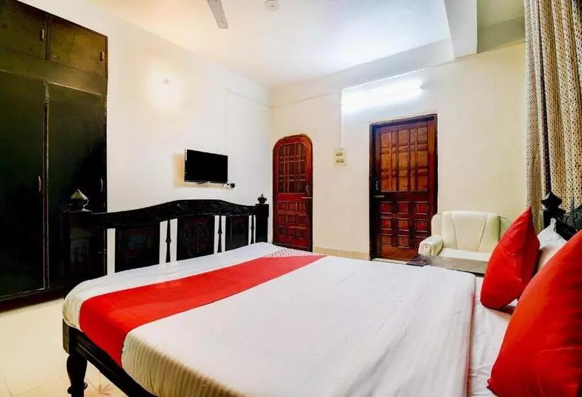 Super Hotel O The Dove Villa