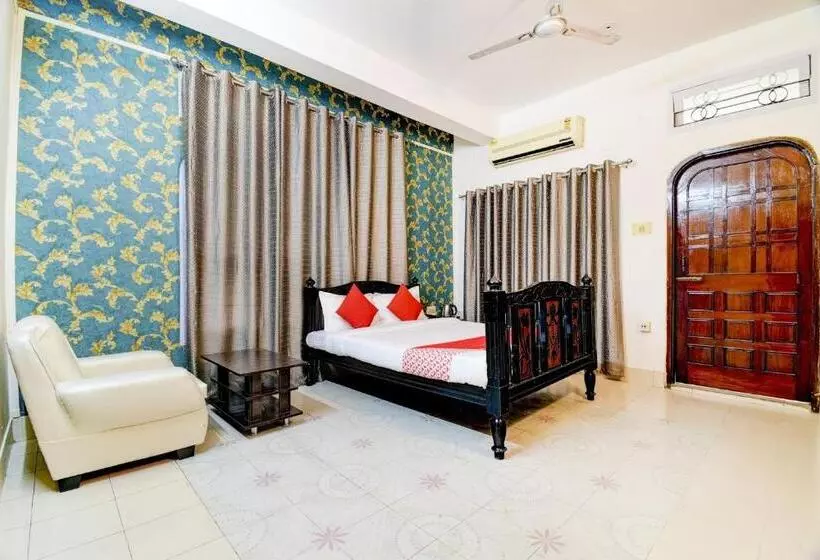 Super Hotel O The Dove Villa