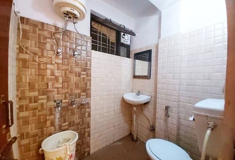 هتل Goroomgo Hill Regency Nainital