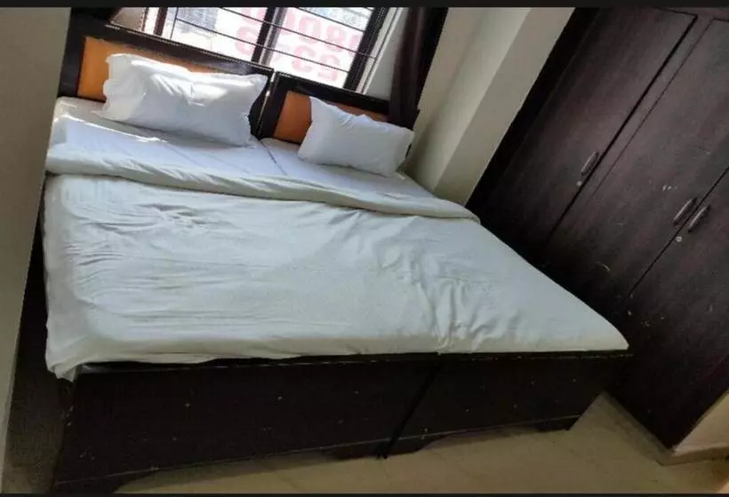 ホテル Maruthi Grand  Lakdikapul