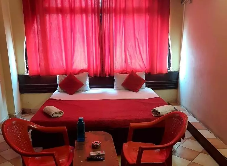 ホテル Maruthi Grand  Lakdikapul