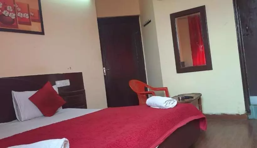 ホテル Maruthi Grand  Lakdikapul