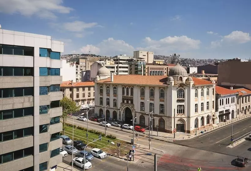 Hotelli Izmir Marriott