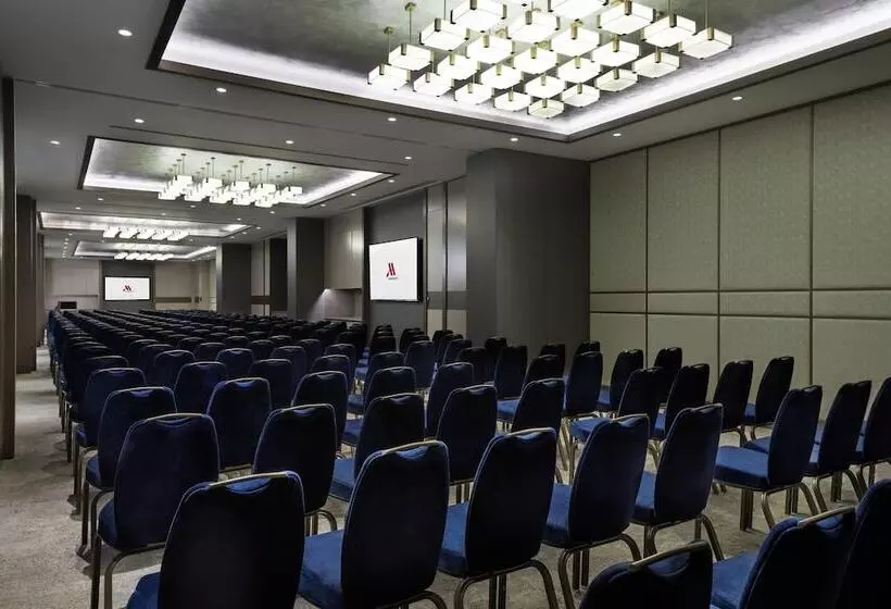 Hotelli Izmir Marriott