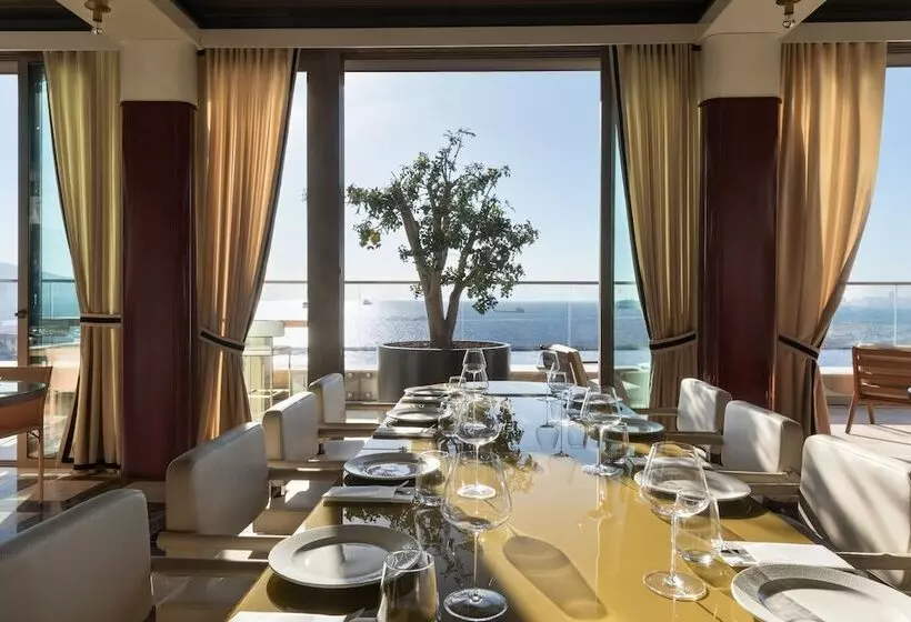 Hotelli Izmir Marriott