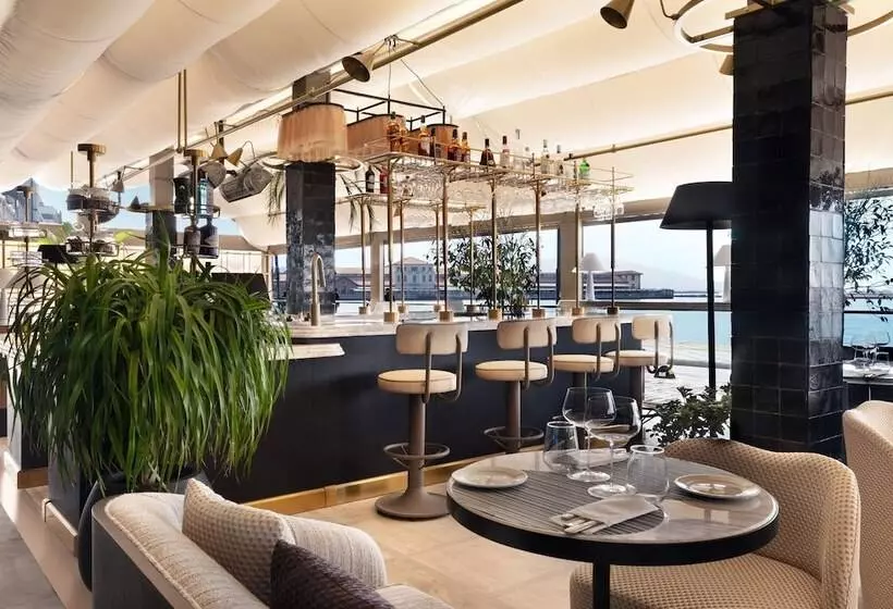 Hotelli Izmir Marriott
