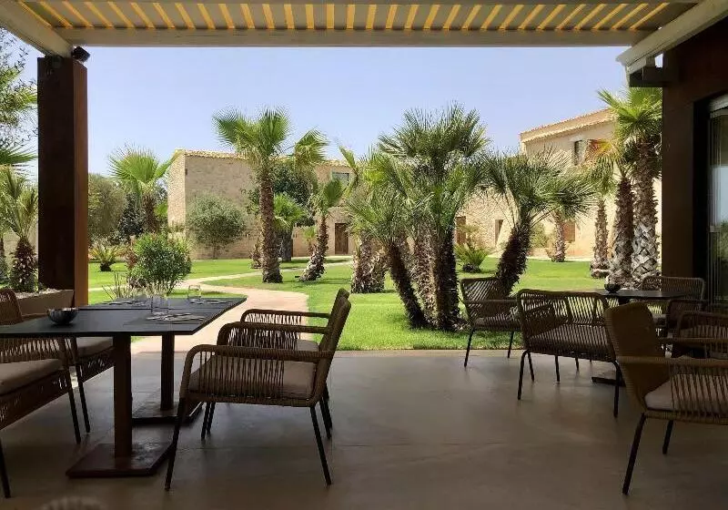 Hotelli Pietra D'acqua Resort & Spa By Geocharme