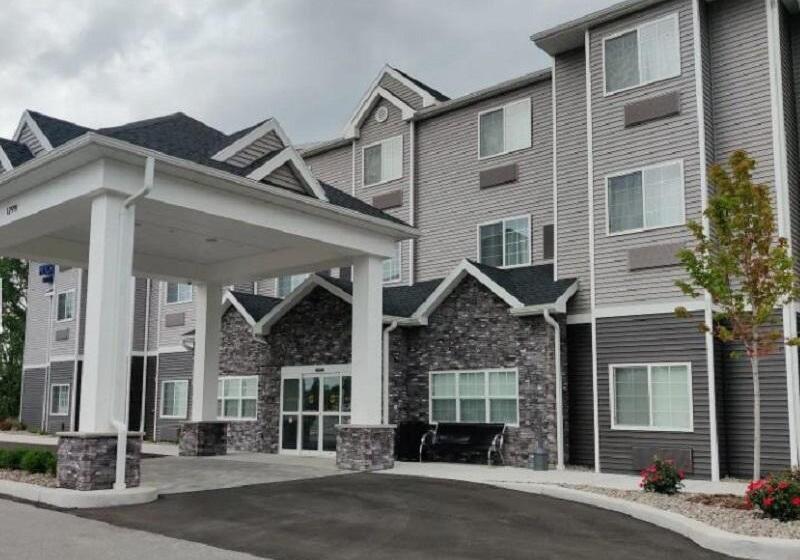 Microtel Inn & Suites By Wyndham Farmington