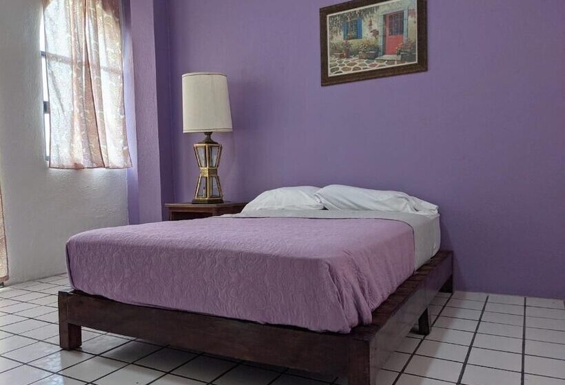 My Family In Monterrey   Hostel