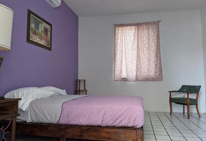 My Family In Monterrey   Hostel