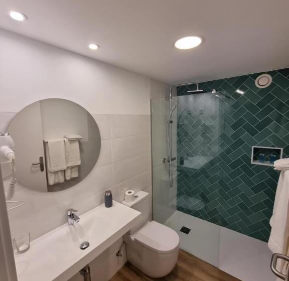 پانسیون Hostal La Rúa